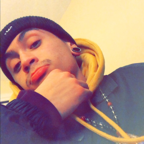 Meet your Posher, Victor - Picture 1 of 1